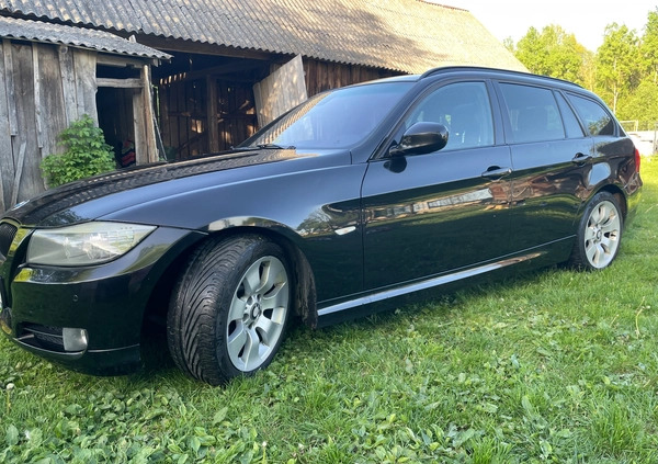 BMW Seria 3 cena 29999 przebieg: 367000, rok produkcji 2010 z Radom małe 596